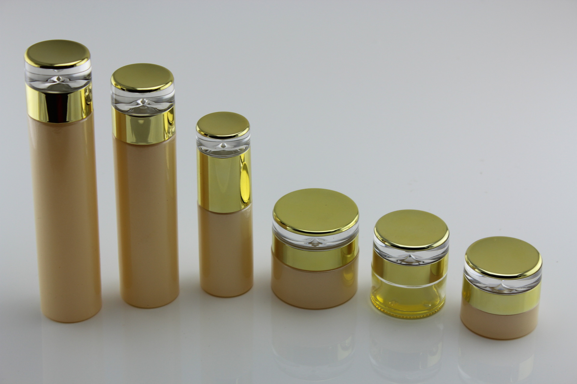 广州玻璃空瓶烤漆厂,广州玻璃空瓶喷漆厂,广州玻璃空瓶喷涂厂